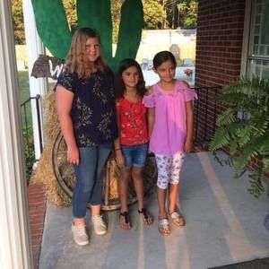 Meet your Posher, Maria